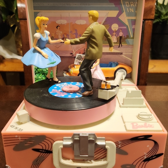Vintage Enesco Barbie Music Box - Picture 3 of 7